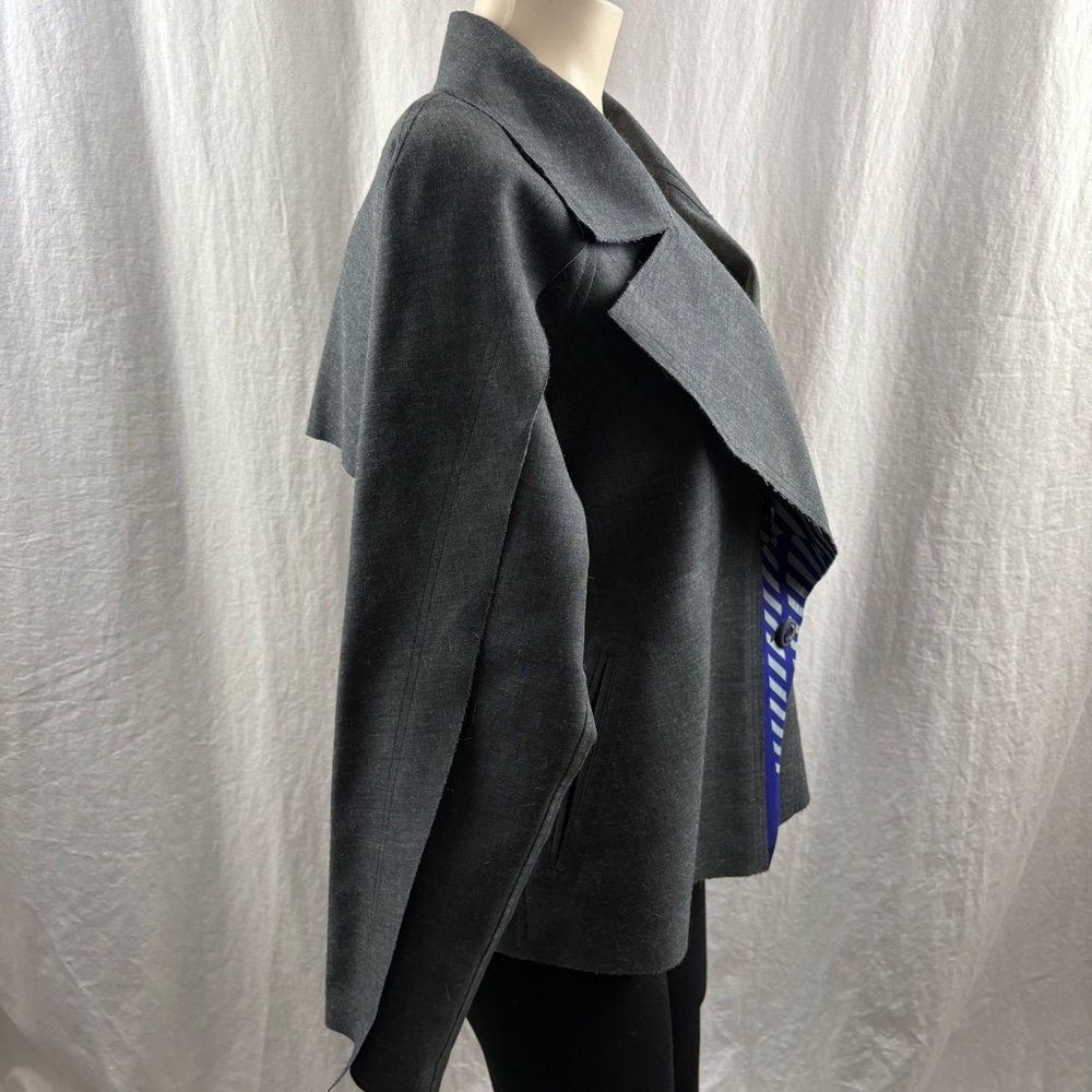 Issey Miyake Reversible Charcoal Blazer with Pattern - Picture 4 of 16